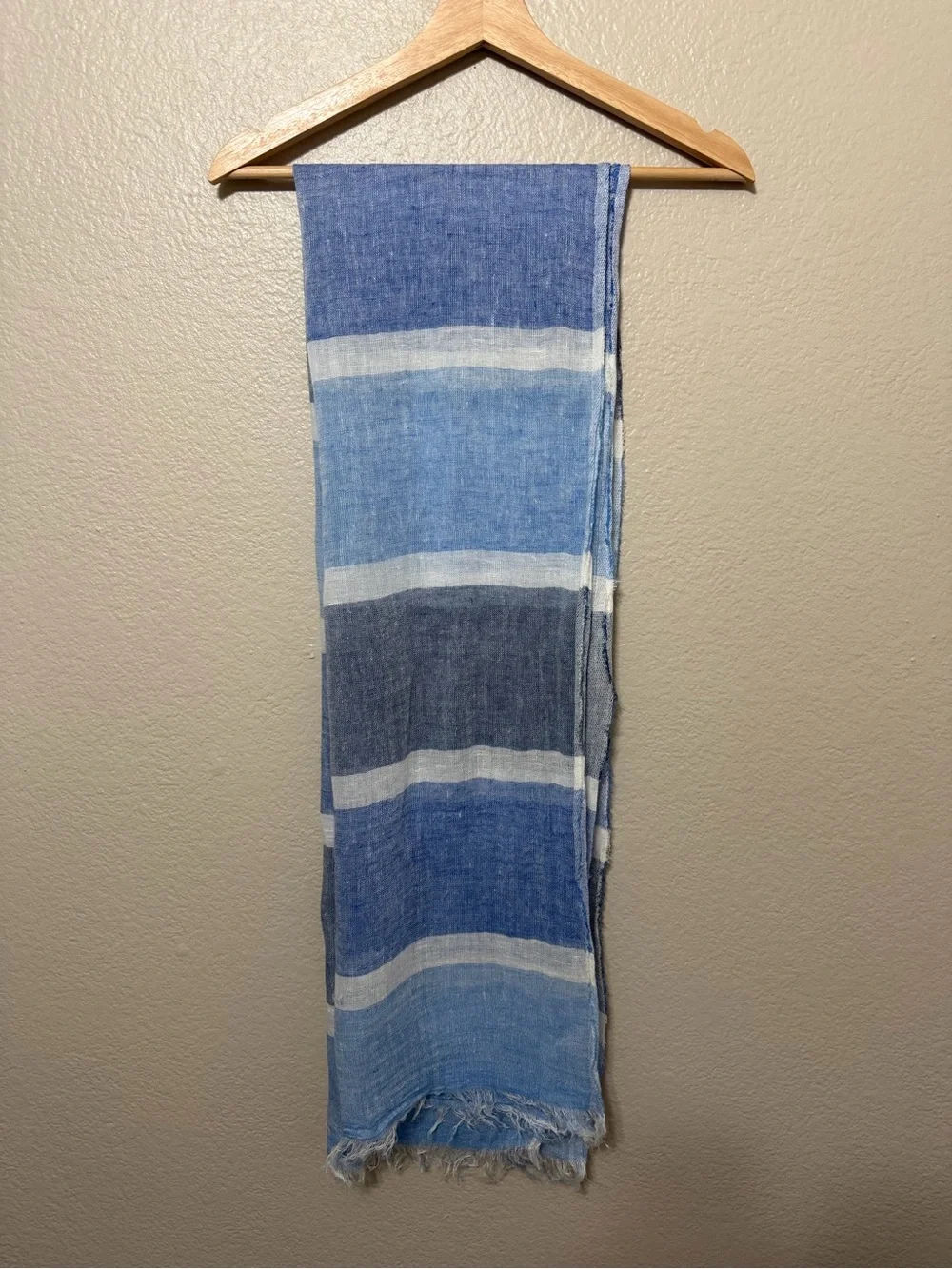 100% linen Blue & White Striped Fringe Breathable Scarf Made in Italy